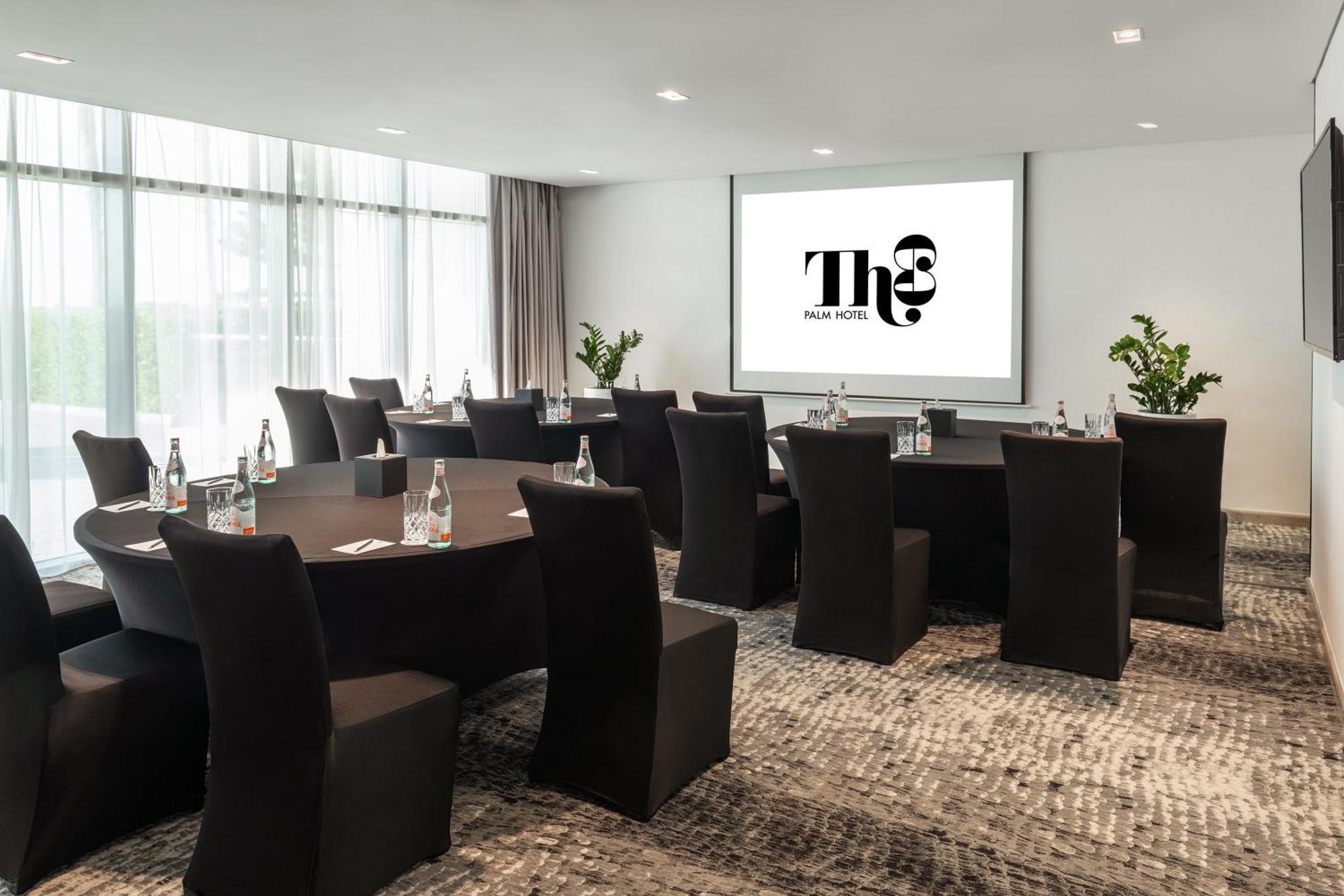 Th8 Palm Dubai Beach Resort, Vignette Collection By Ihg エクステリア 写真 Thes