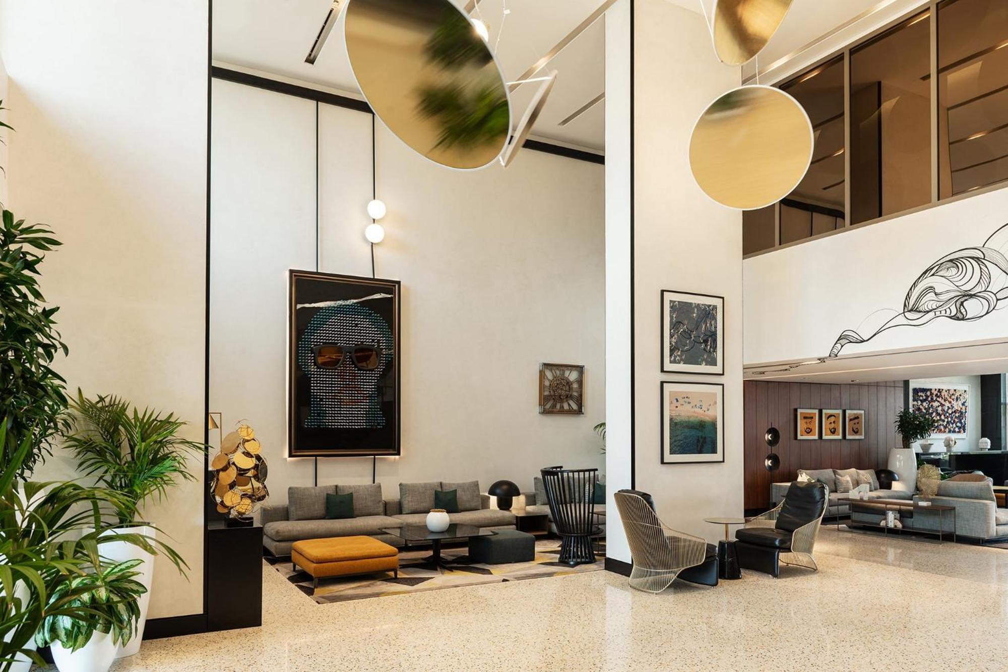 Th8 Palm Dubai Beach Resort, Vignette Collection By Ihg エクステリア 写真 The lobby of the hotel