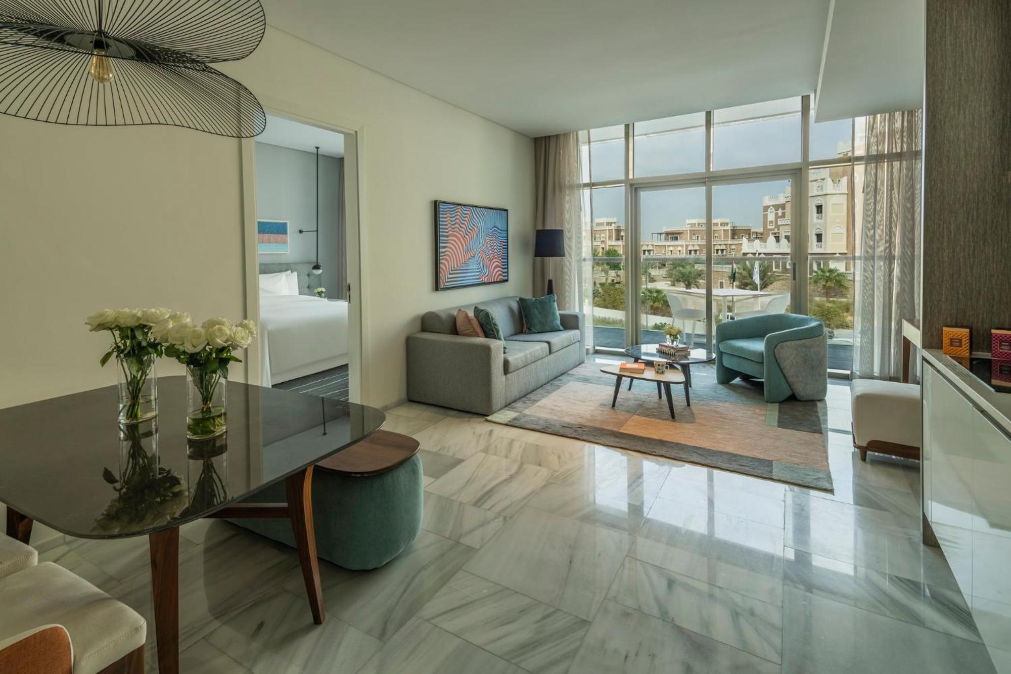 Th8 Palm Dubai Beach Resort, Vignette Collection By Ihg エクステリア 写真