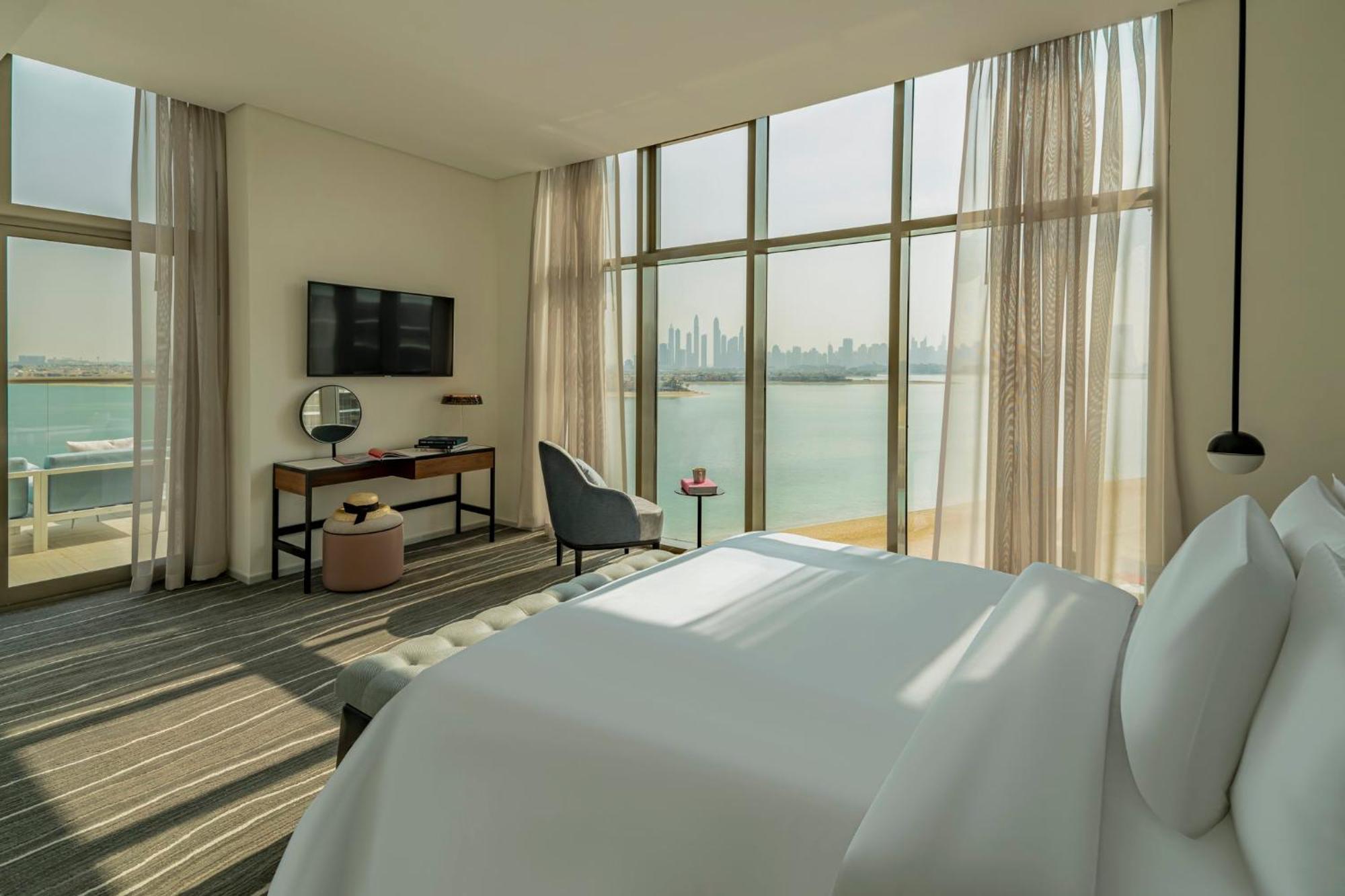 Th8 Palm Dubai Beach Resort, Vignette Collection By Ihg エクステリア 写真